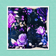 Load image into Gallery viewer, Small lupin filled square pack wearable relief