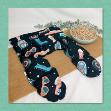 Load image into Gallery viewer, Neck &amp; Back Pack - Hot or Cold - Retro Diner
